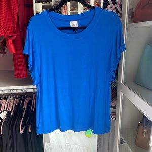 Cabi flutter tee size small